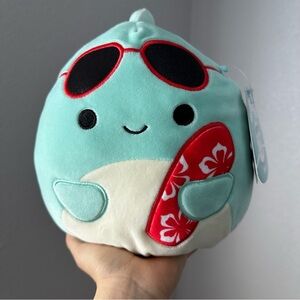 8” Perry The Dolphin Squishmallows NWT
